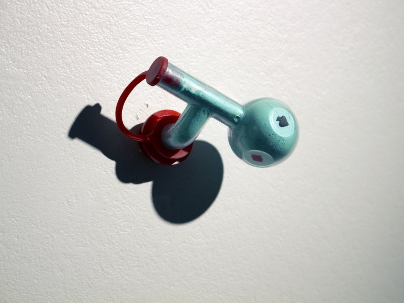 Le martyr et les trois perroquets